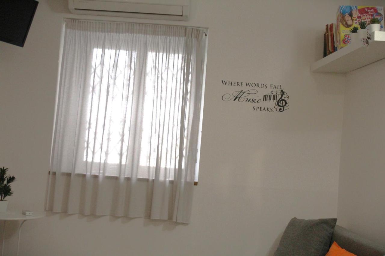 Casa Vacanze Angelica Salerno Ngoại thất bức ảnh