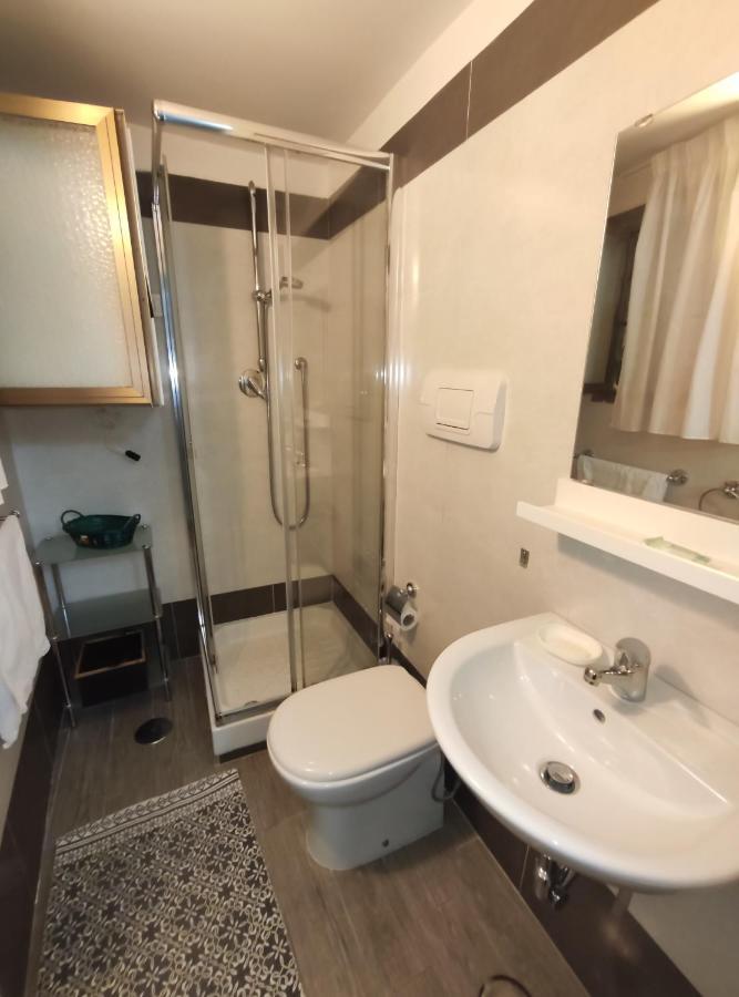 Casa Vacanze Angelica Salerno Ngoại thất bức ảnh